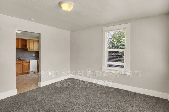 Building Photo - 509 E 800 S