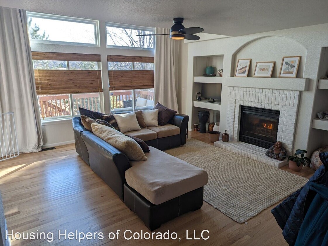 4 br, 3 bath House 2146 Firestone Way House Rental in Louisville