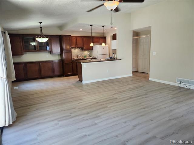 Foto del edificio - 9135 W Cedar Dr