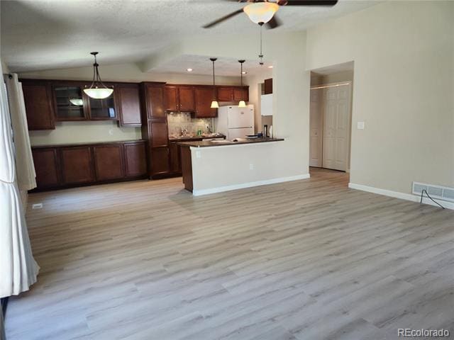 Building Photo - 9135 W Cedar Dr