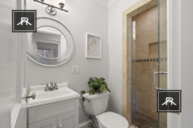 Building Photo - 3 bedroom in Boston MA 02116