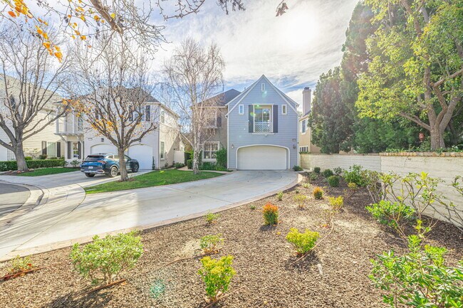 Building Photo - 23810 Bayview Ct