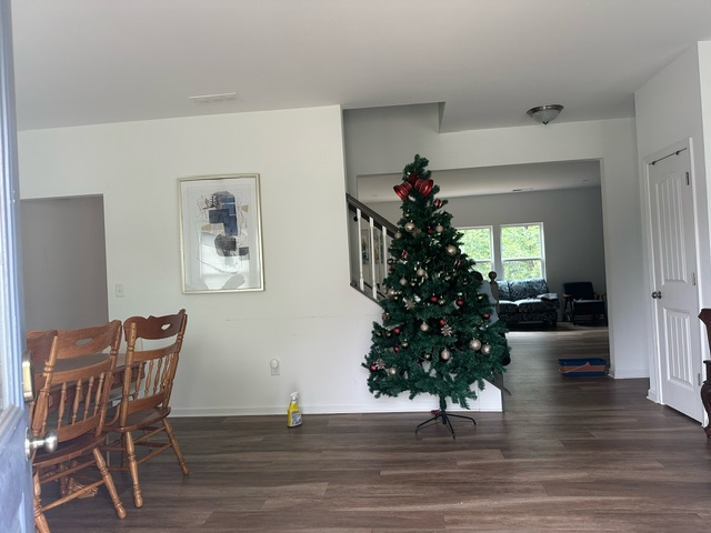 Building Photo - 6055 Crescent Landing Dr