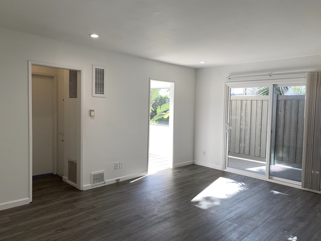 Foto principal - 3860 Mentone Ave
