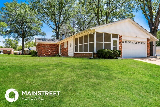 Foto del edificio - 14290 Mondoubleau Lane