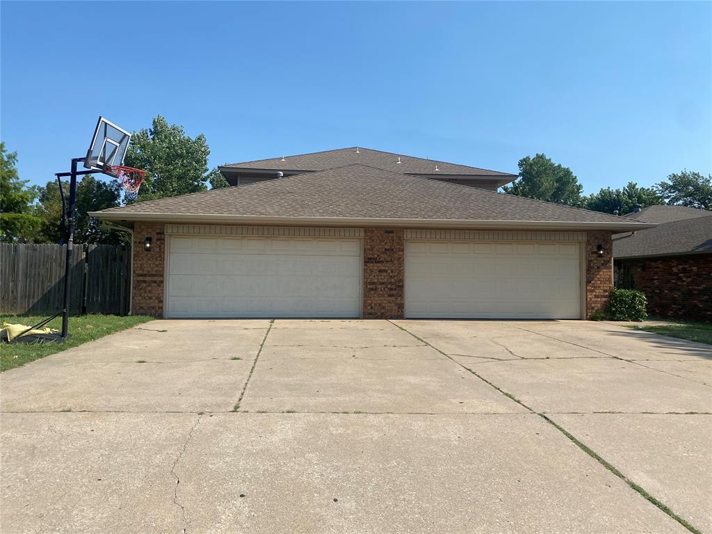 Foto principal - 6707 W Britton Rd