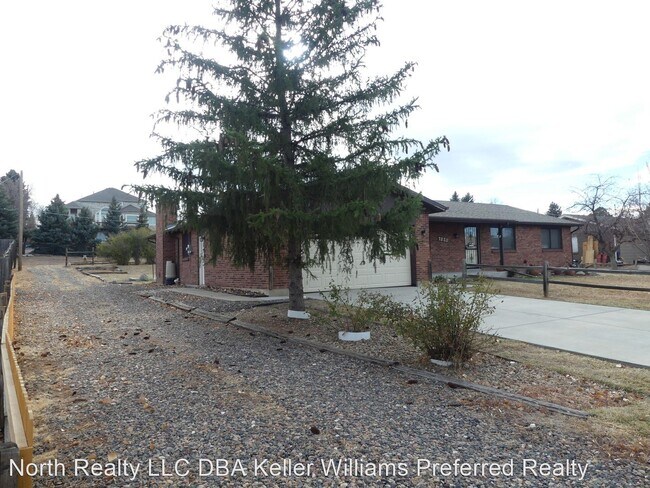 Foto del edificio - 4 br, 4 bath House - 7320 W. 95th Ave.