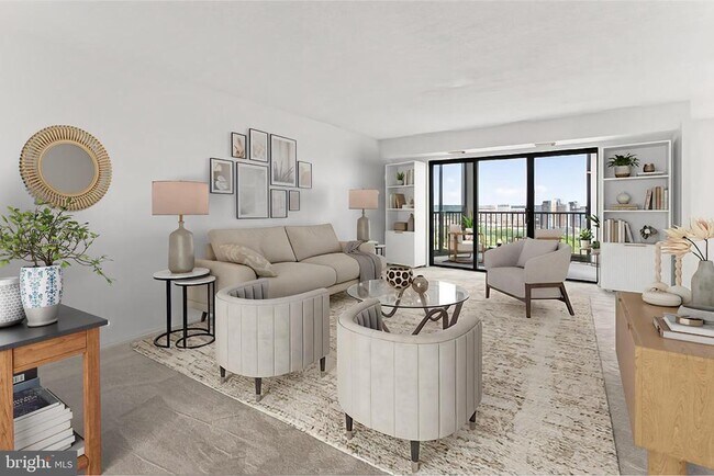 Foto del edificio - 5903 Mt Eagle Dr