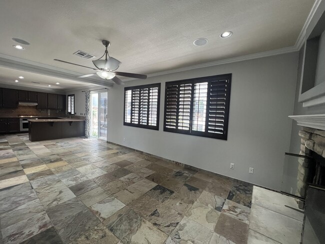 Building Photo - 1176 Saratoga Ct