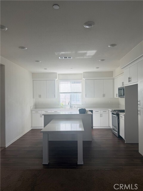 Foto del edificio - 7357 Solstice Pl