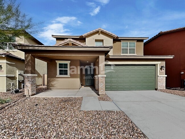 Building Photo - 638 W Hackamore Ave