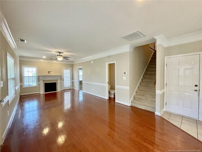 Building Photo - 1219 Braybrooke Pl