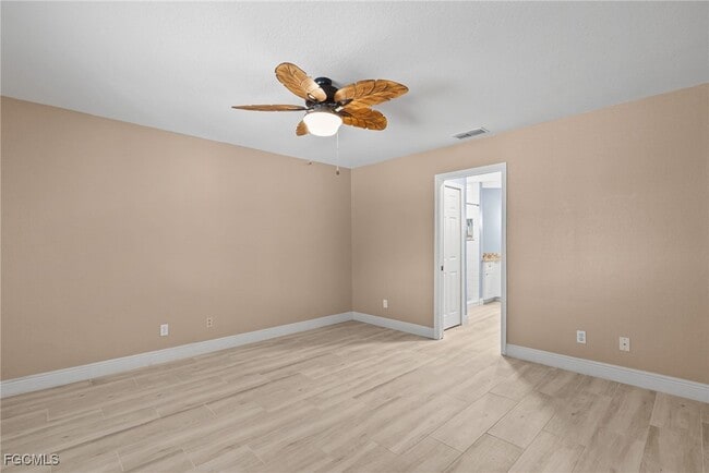 Foto del edificio - 3045 NW 5th Pl