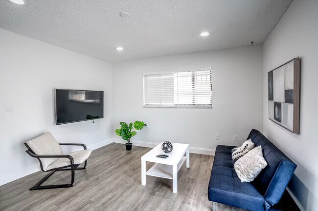 Foto del edificio - 470 SW 7th St