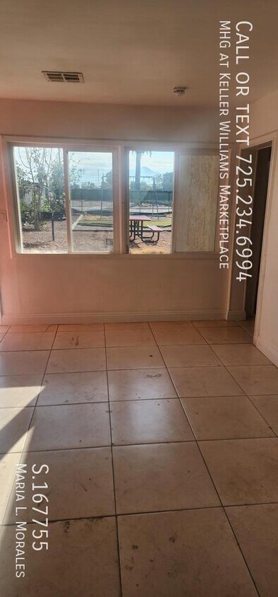 Foto principal - 2121 N Carroll St