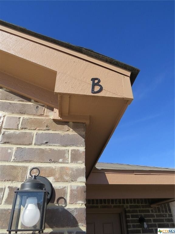 Foto del edificio - 903 Lasso Dr