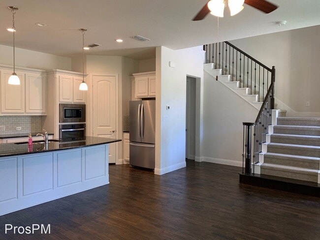 Building Photo - 3 br, 2.5 bath House - 2420 Holland Grove