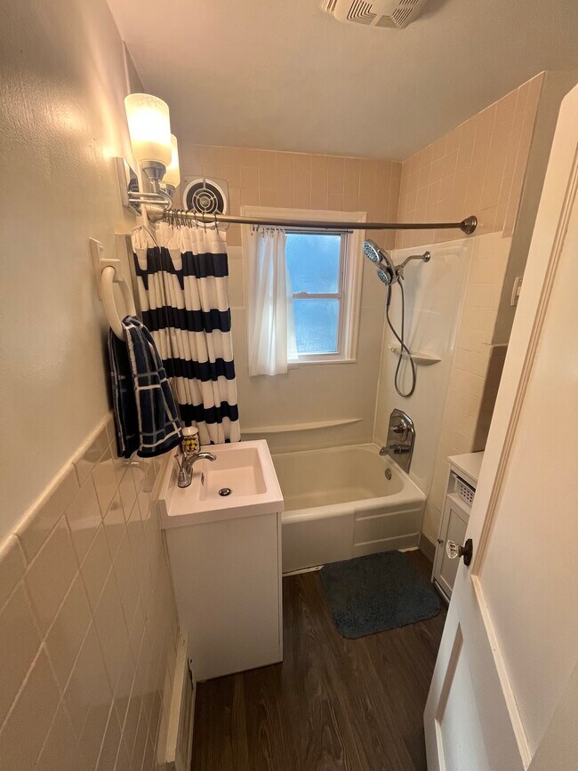 Foto del edificio - 1039 65th St