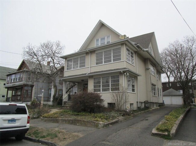 Foto del edificio - 158 Scofield Ave