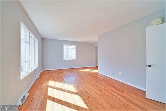 Foto del edificio - 1912 S Glebe Rd