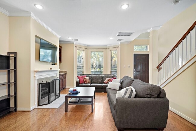 Building Photo - 90 McGowen St