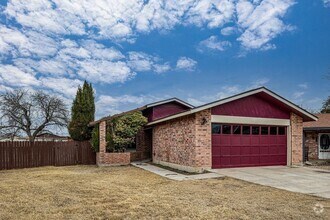 Building Photo - 122 Garden Crest Cir