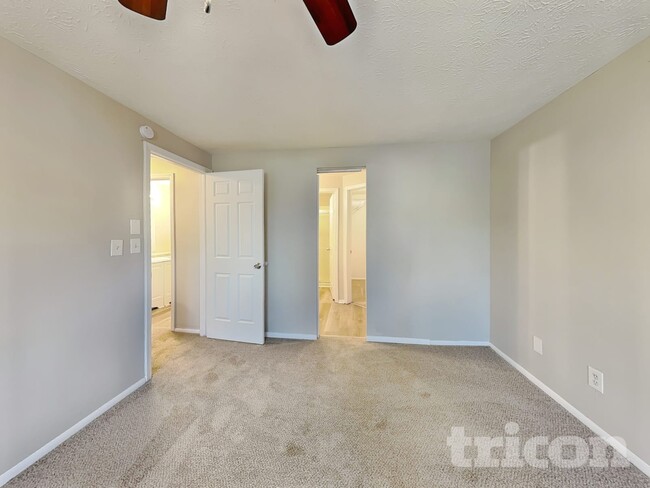 Building Photo - 5043 Stone Trace