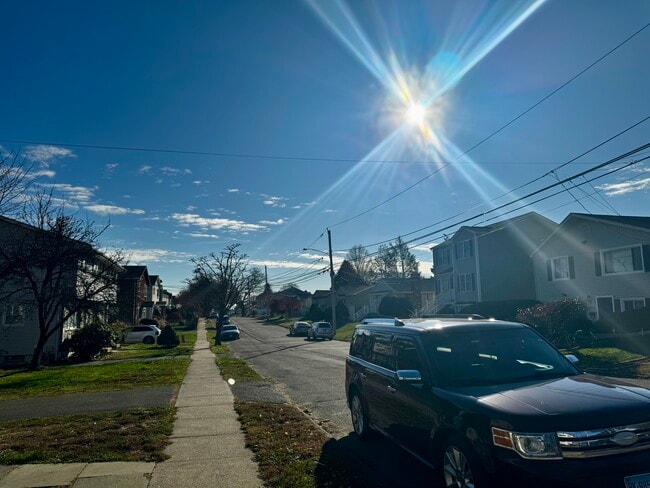 Foto del edificio - 430 Wiklund Ave