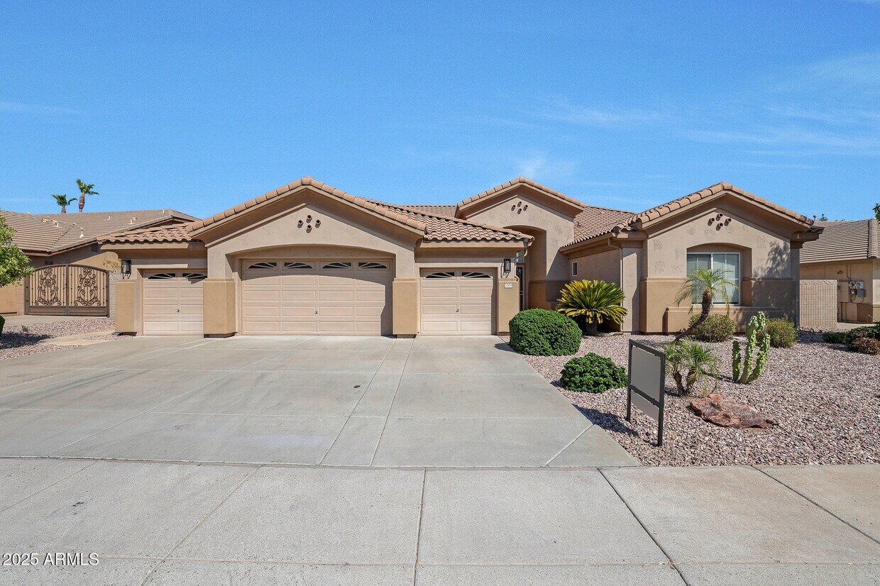 Foto principal - 21919 N 79th Ave