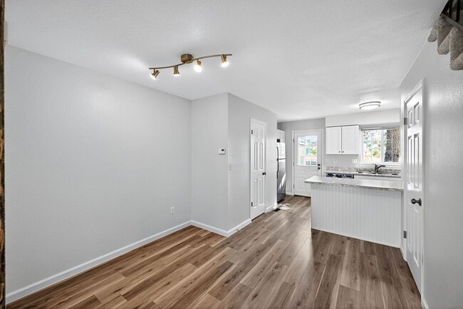 Building Photo - Charming 3BR House in Parker
