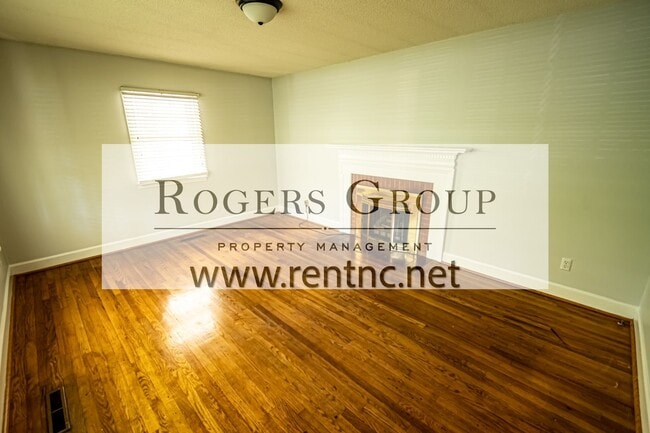 Building Photo - 929 Carroll Rd