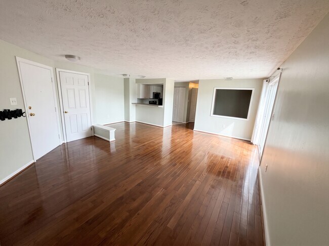 Foto del edificio - 823 Stratford Way