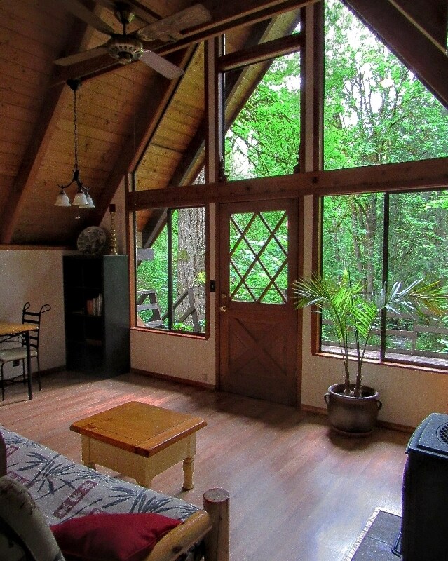 Foto del edificio - 281 Lords Lake Loop Rd