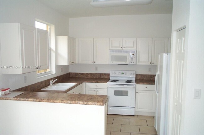 Foto del edificio - 13224 SW 128th Path