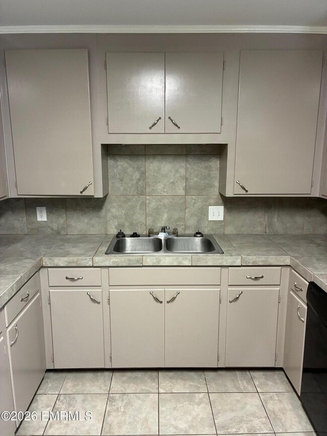 Foto del edificio - 2419 45th St