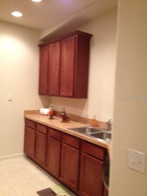 Building Photo - 3000 Laurel Park Ln