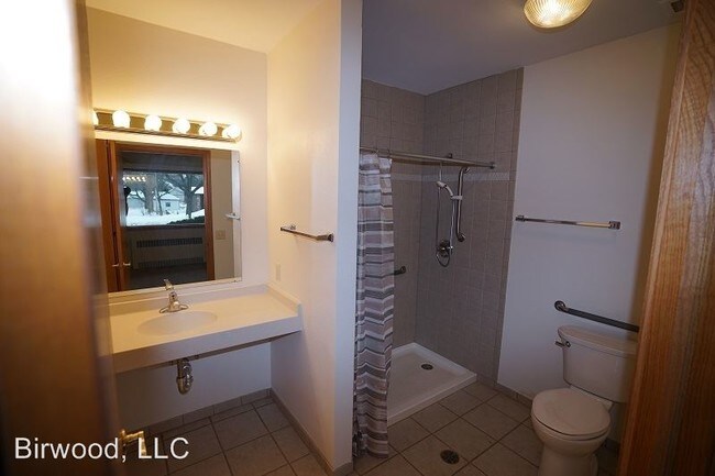Building Photo - 125 9th St
