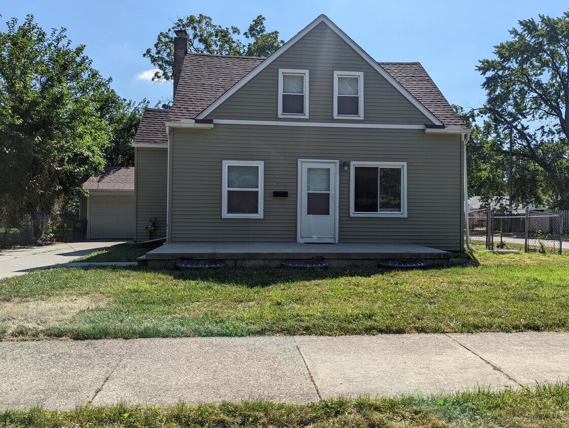 14575 Pearl St, Southgate, MI 48195 House Rental in Southgate, MI