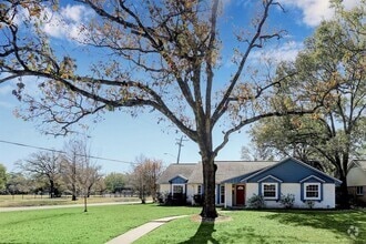 Building Photo - 10403 Raritan Dr