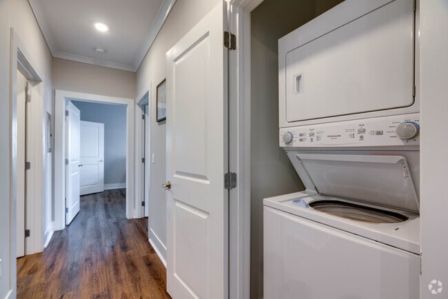2BR, 2BA - 1,153SF - Everett at Port Wentworth
