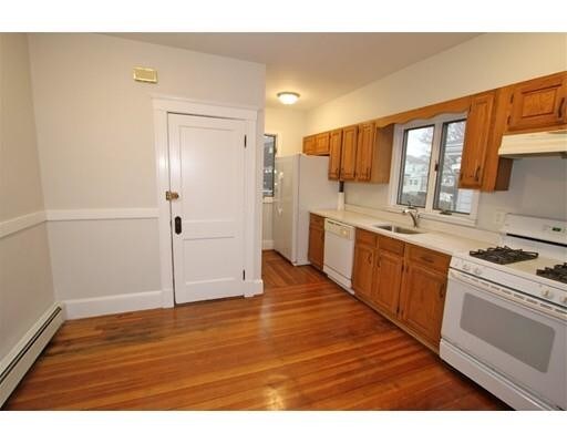 Building Photo - 18 Franconia St