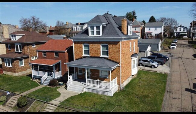 Foto del edificio - 700 Ravenswood Ave