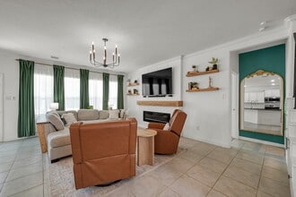 Building Photo - 508 Loft Ct