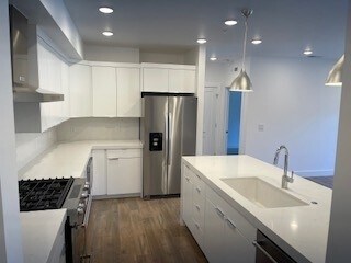 Foto del edificio - 2240 E Laney Ave