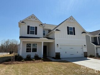 Building Photo - 2205 Camber Dr