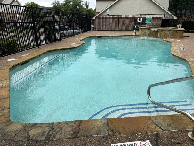 PISCINA - Ewing Villas