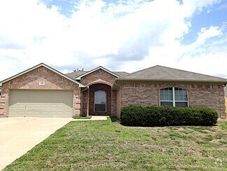 Building Photo - 521 Fossil Lake Ct
