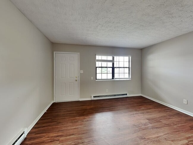 Building Photo - 3241 Remington Dr