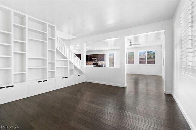 Building Photo - 10362 Mystic Pine Rd