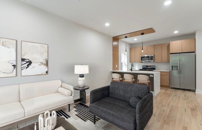 Foto del edificio - 6404 S Vernon Ave